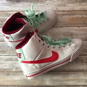 Nike high tops sneakers
